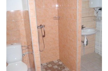 Cehia Bungalov Dobronice u Bechyně, Exteriorul